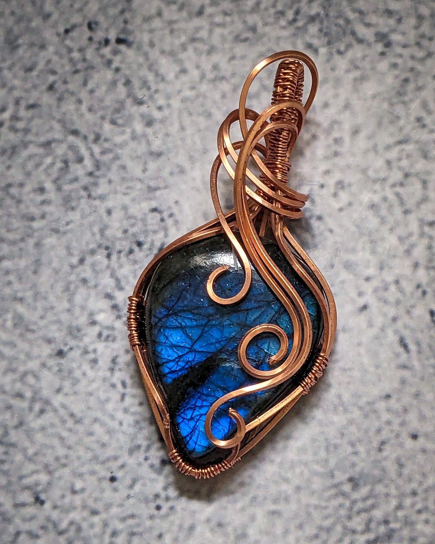 Kaida Blue Labradorite Copper Pendant